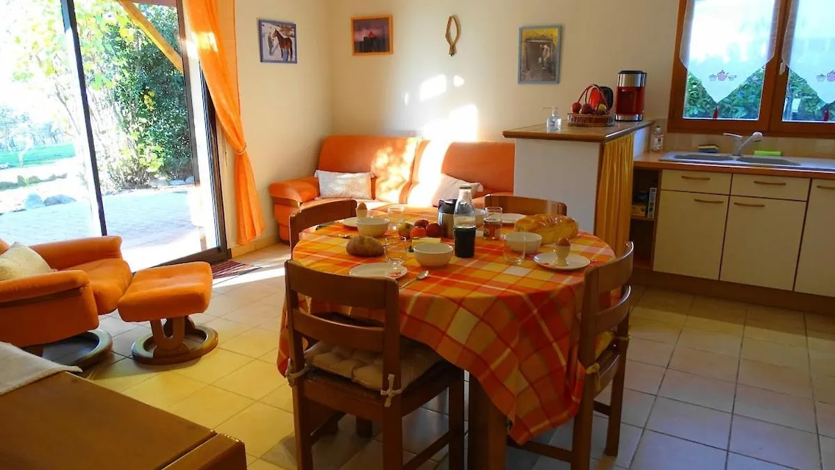 Gite Au-Dela Des Cimes Villeneuve-de-Rivière France
